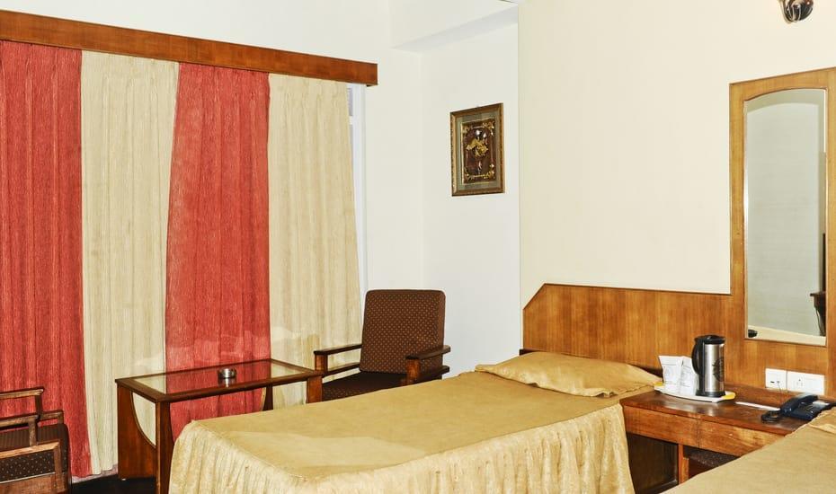 Jain Group Sikkim Continental Hotel Gangtok Exterior photo